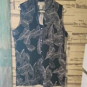 Peck & Peck Monochrome Leaf Pattern Top